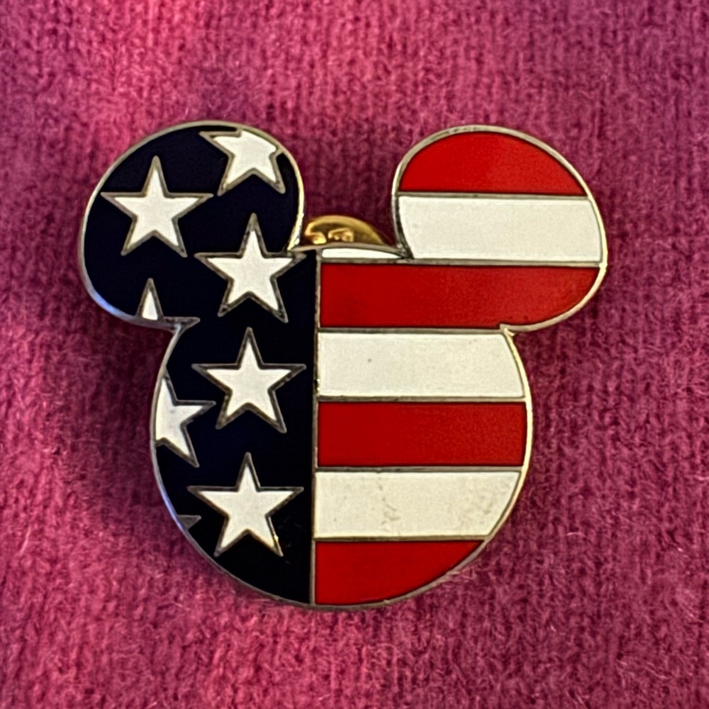 Red White and Blue Patriotic Disney Mickey Head Pin 2000